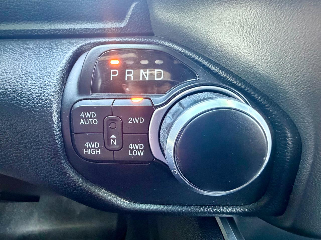 RAM 1500 4WD Crew Cab 140.5" Big Horn 2020
