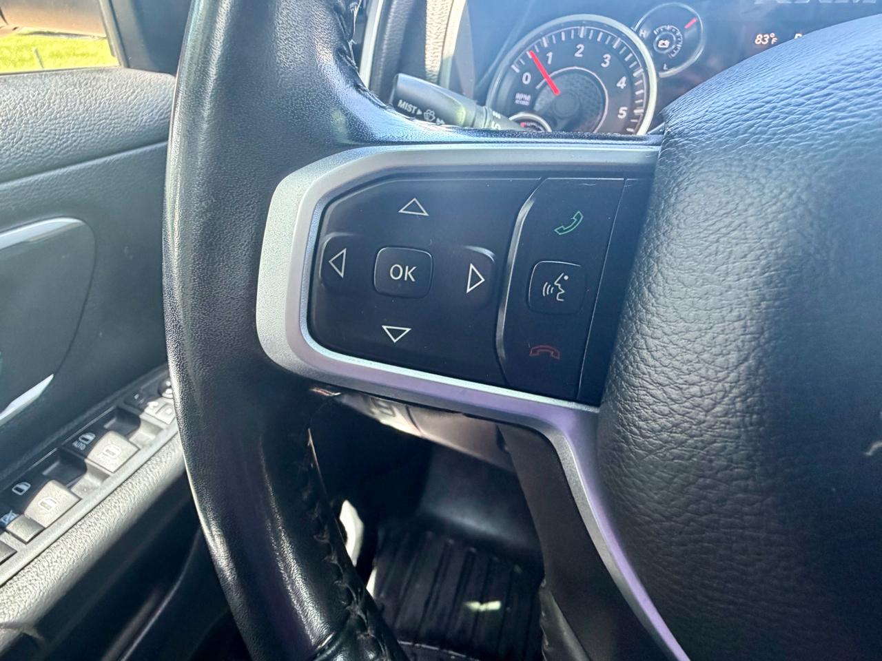 RAM 1500 4WD Crew Cab 140.5" Big Horn 2020