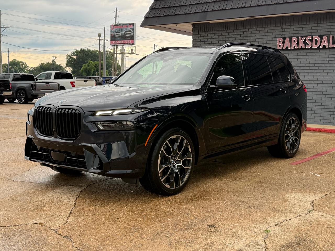 BMW X7 xDrive40i Sports Activity Vehicle 2023