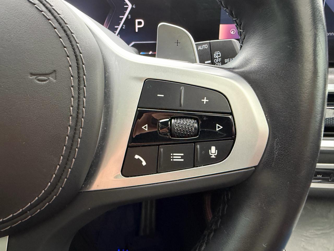 BMW X7 xDrive40i Sports Activity Vehicle 2023