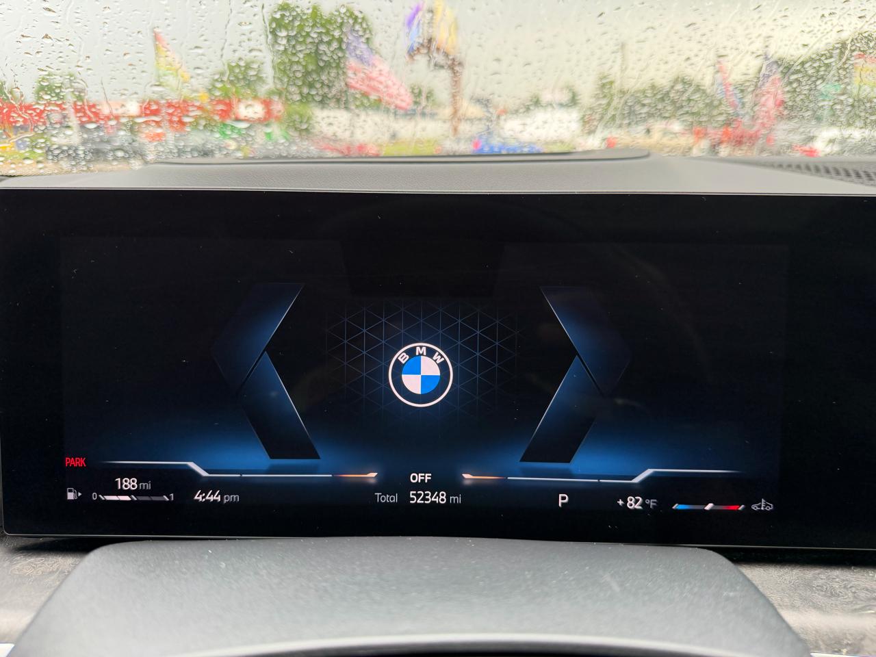 BMW X7 xDrive40i Sports Activity Vehicle 2023