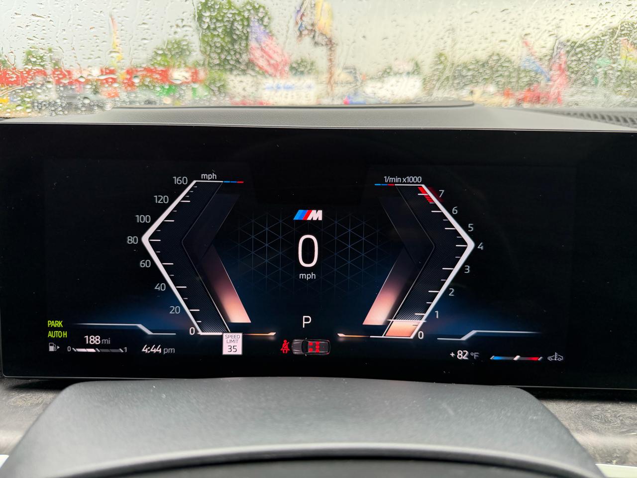 BMW X7 xDrive40i Sports Activity Vehicle 2023
