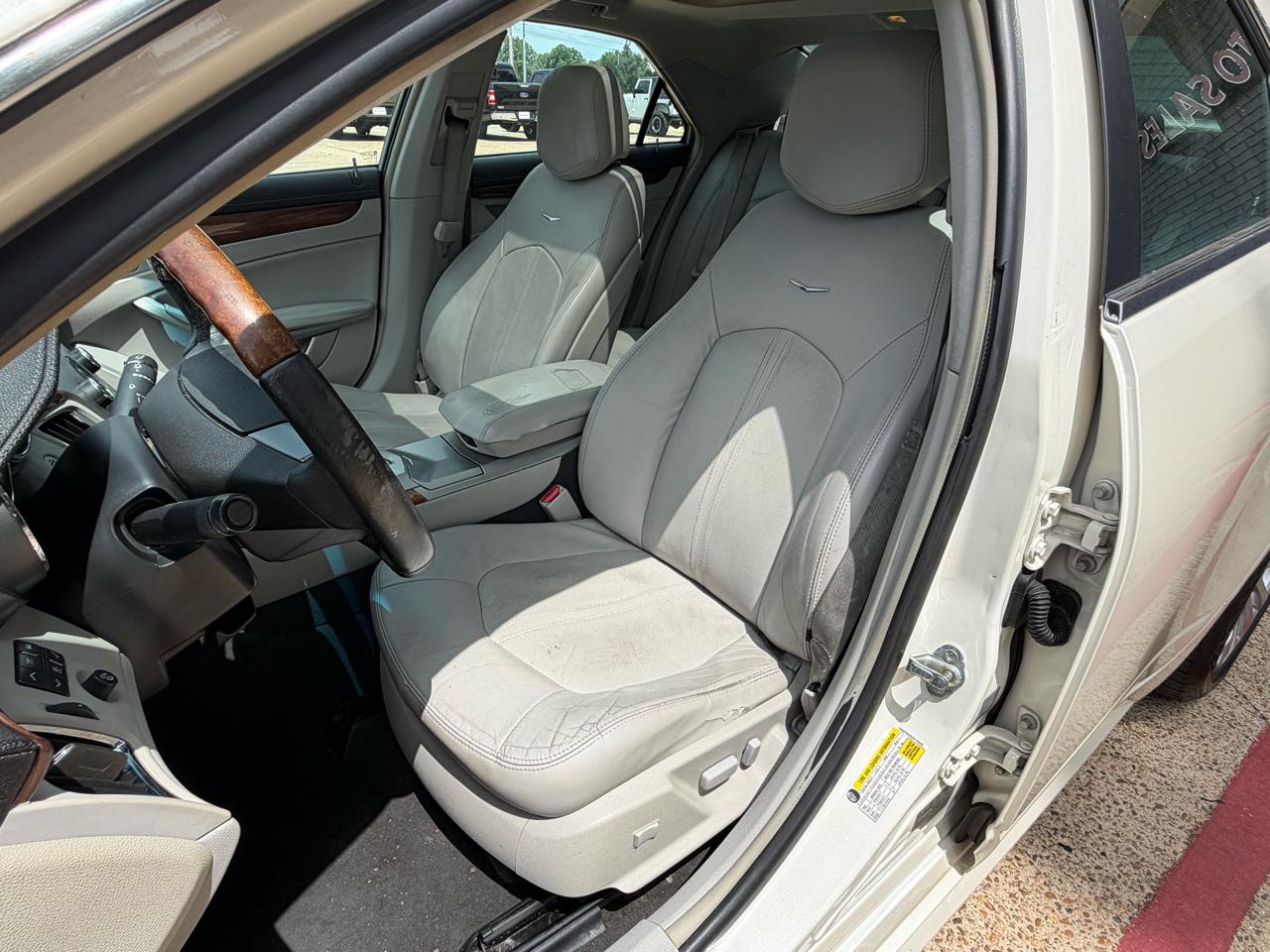 Cadillac CTS 3.0L Luxury 2012