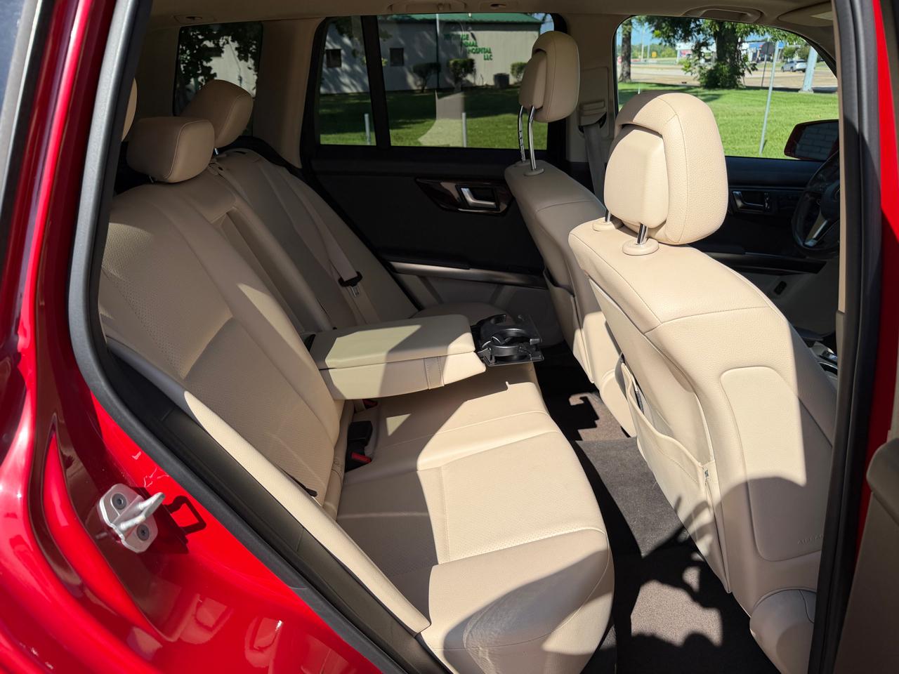 Mercedes-Benz GLK Class GLK350 4D SUV 2013