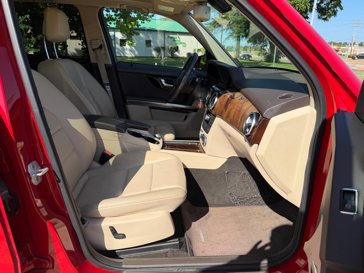 Mercedes-Benz GLK Class GLK350 4D SUV 2013