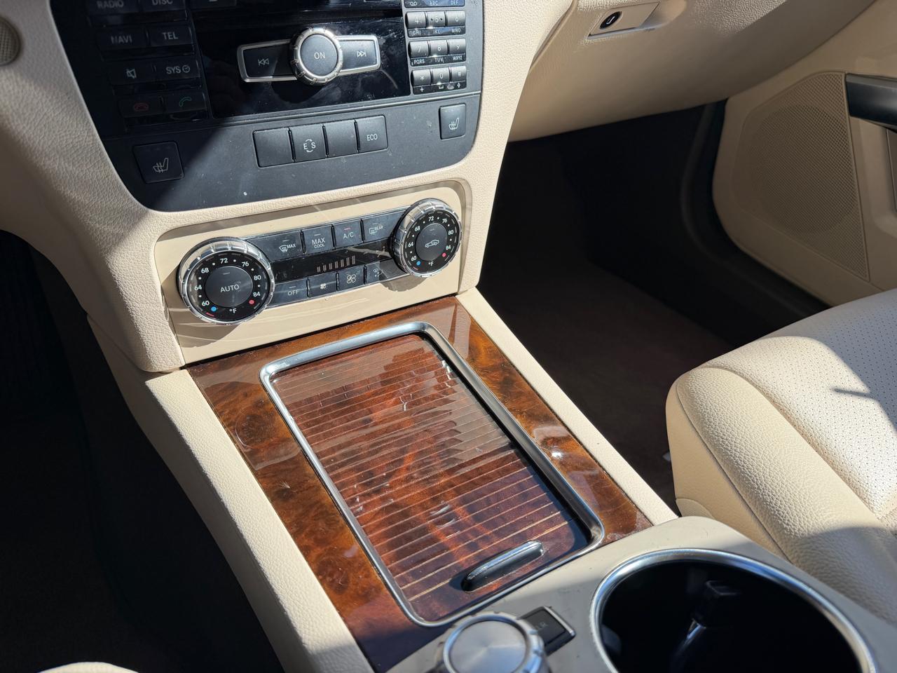 Mercedes-Benz GLK Class GLK350 4D SUV 2013