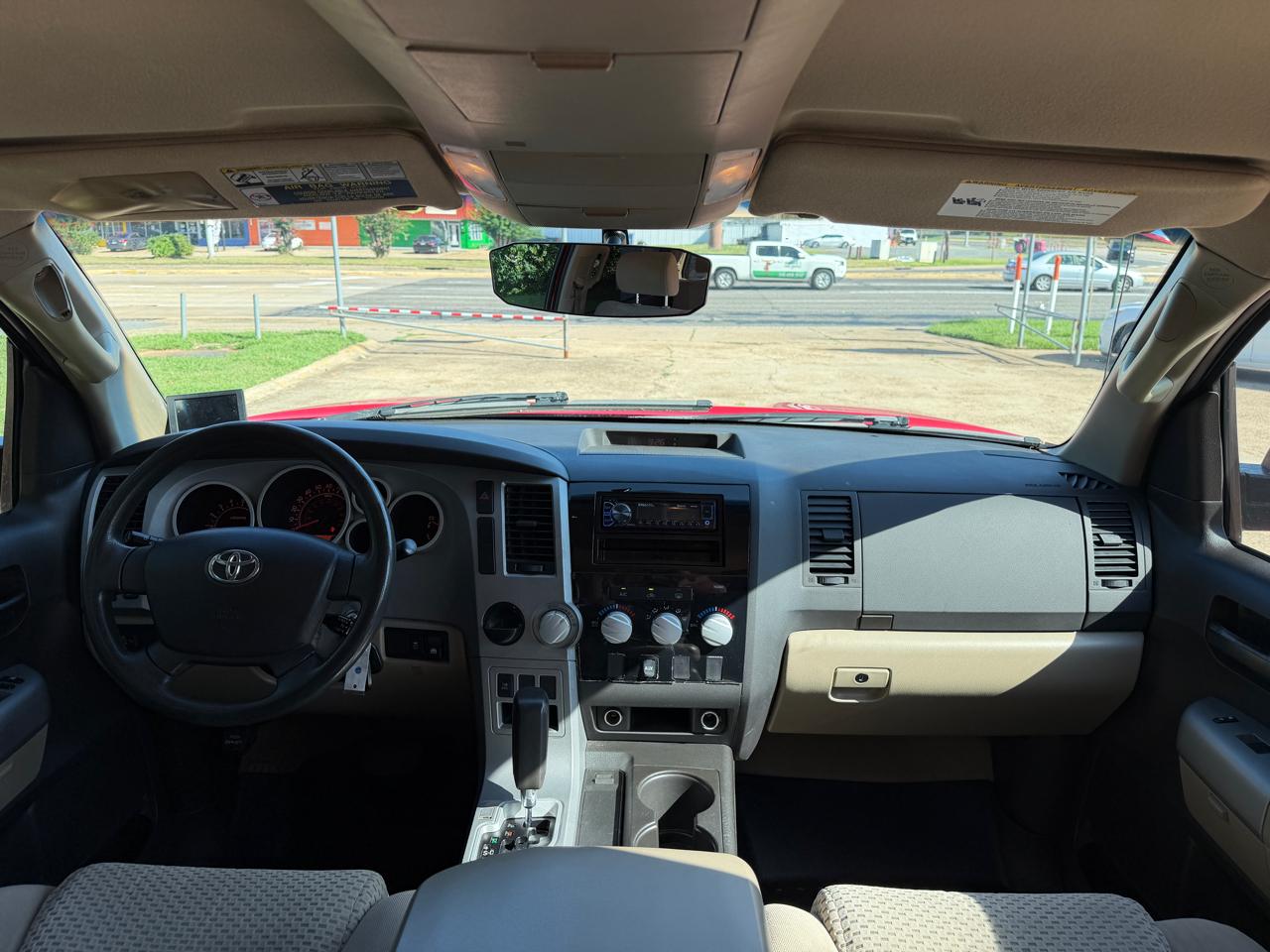Toyota Tundra Base CrewMax 5.7L 2WD 2009