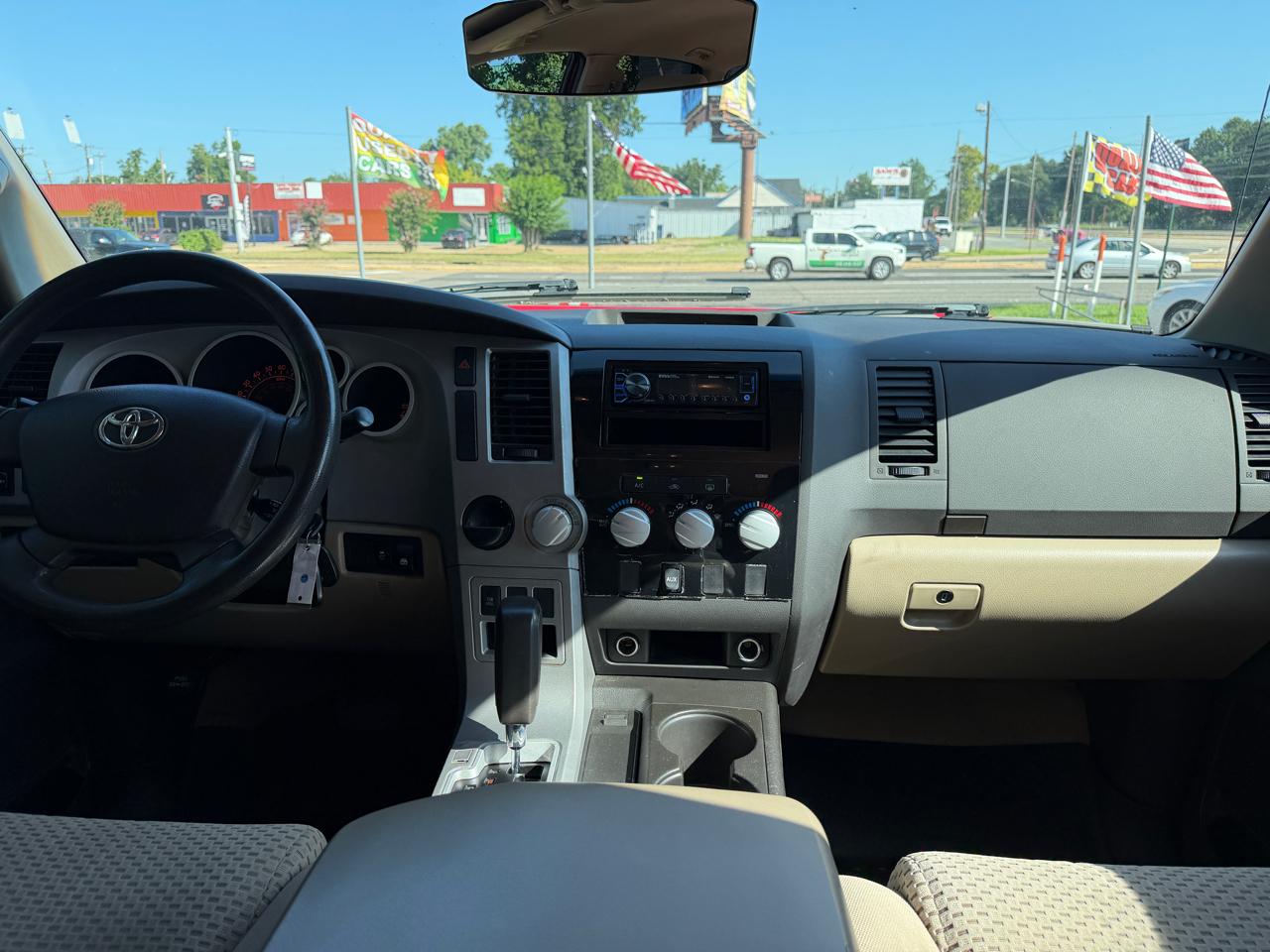 Toyota Tundra Base CrewMax 5.7L 2WD 2009