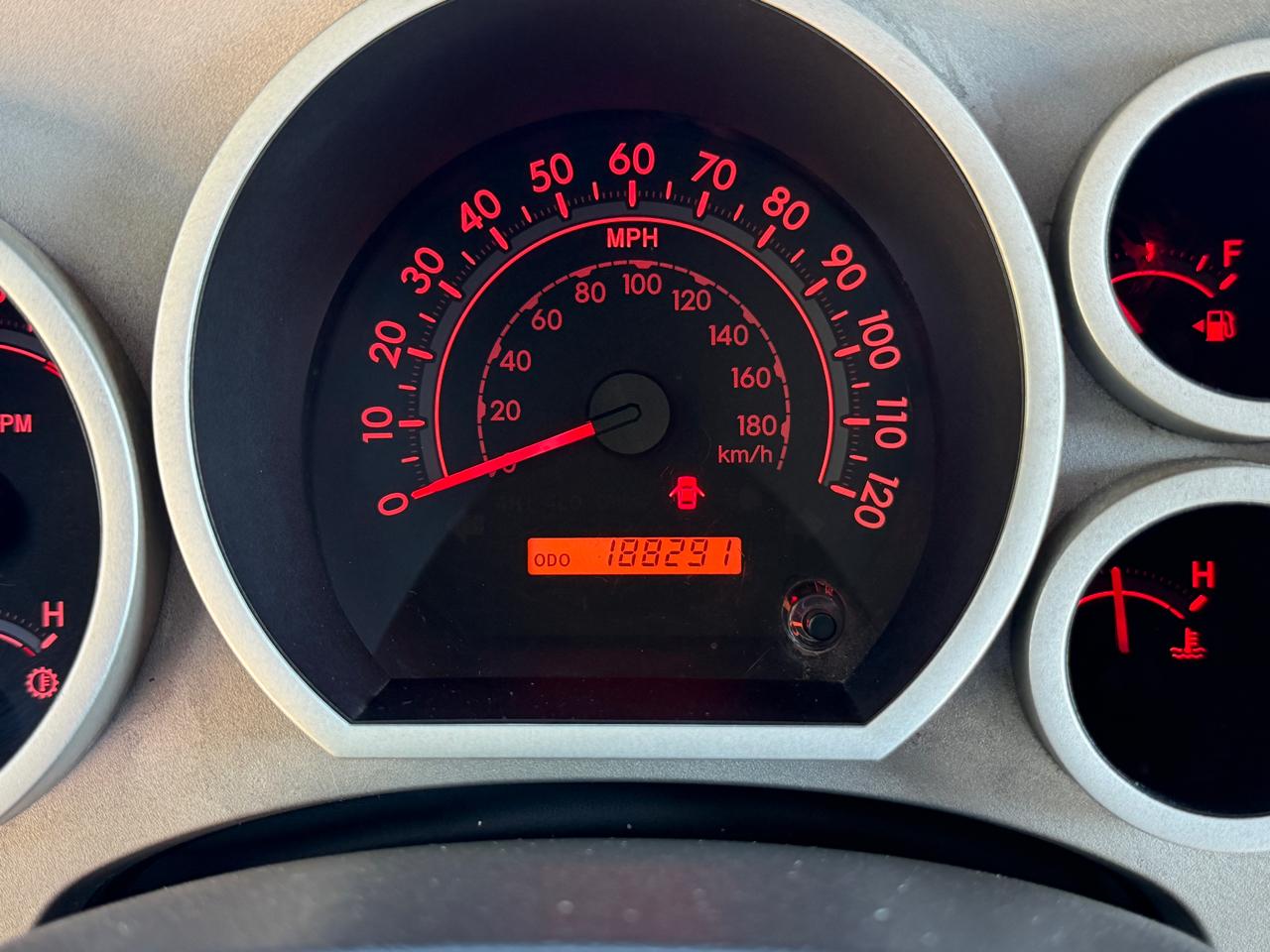 Toyota Tundra Base CrewMax 5.7L 2WD 2009