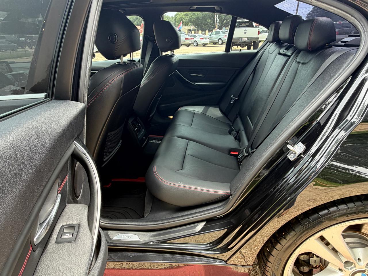 BMW 335i Base 2015