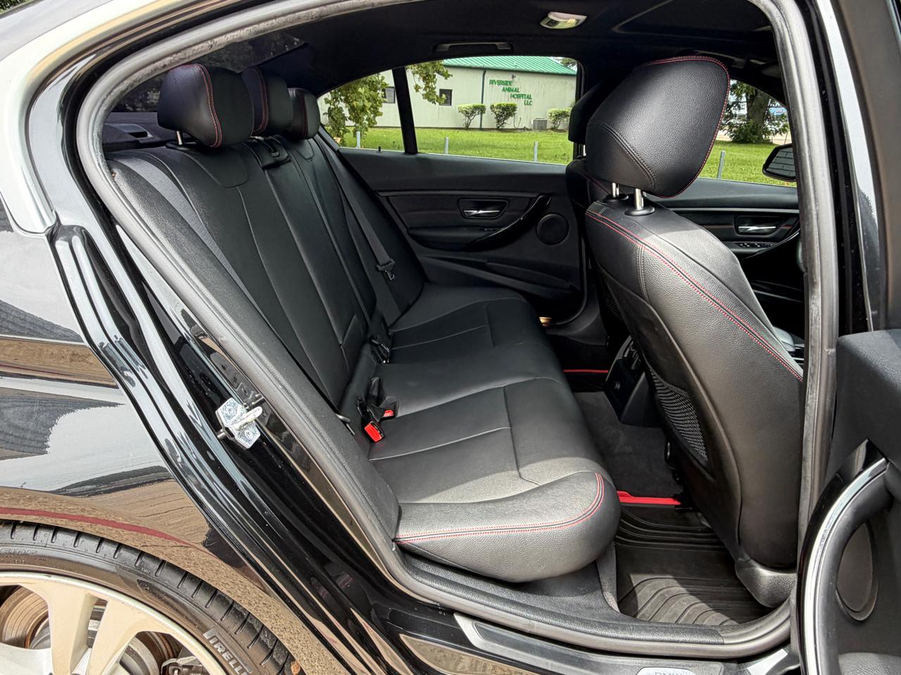 BMW 335i Base 2015