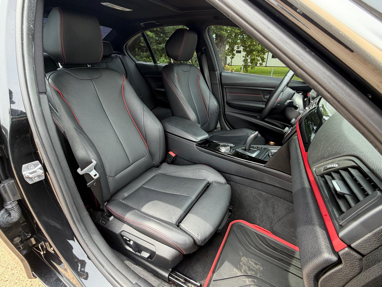 BMW 335i Base 2015