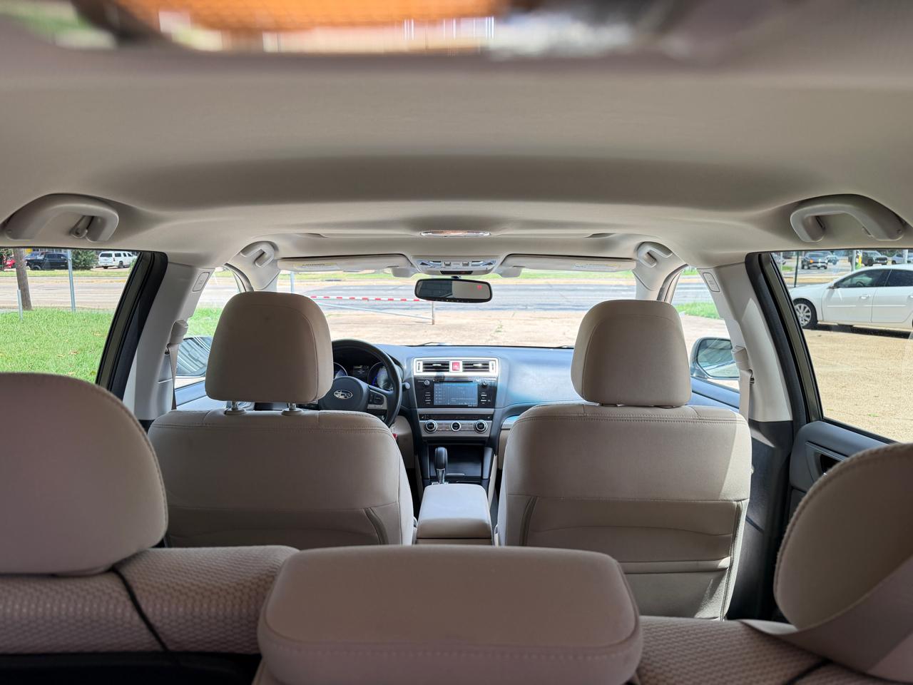 Subaru Outback 2.5i Premium 2015