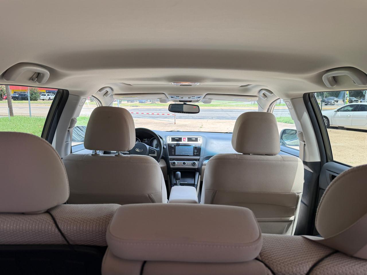 Subaru Outback 2.5i Premium 2015