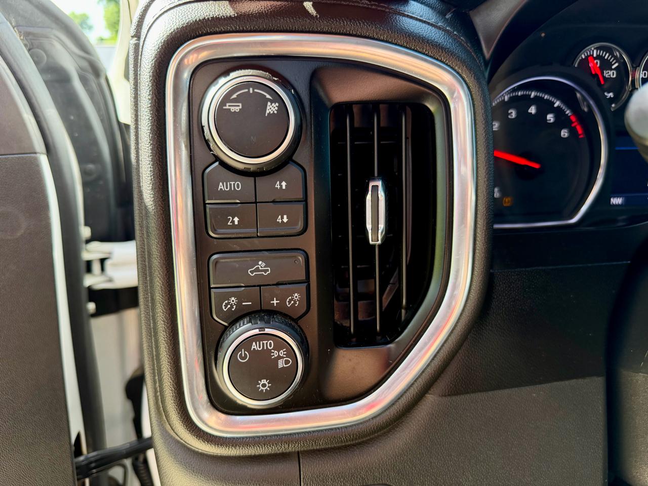 Chevrolet Silverado 1500 LT Z71 Crew Cab 4WD 2019