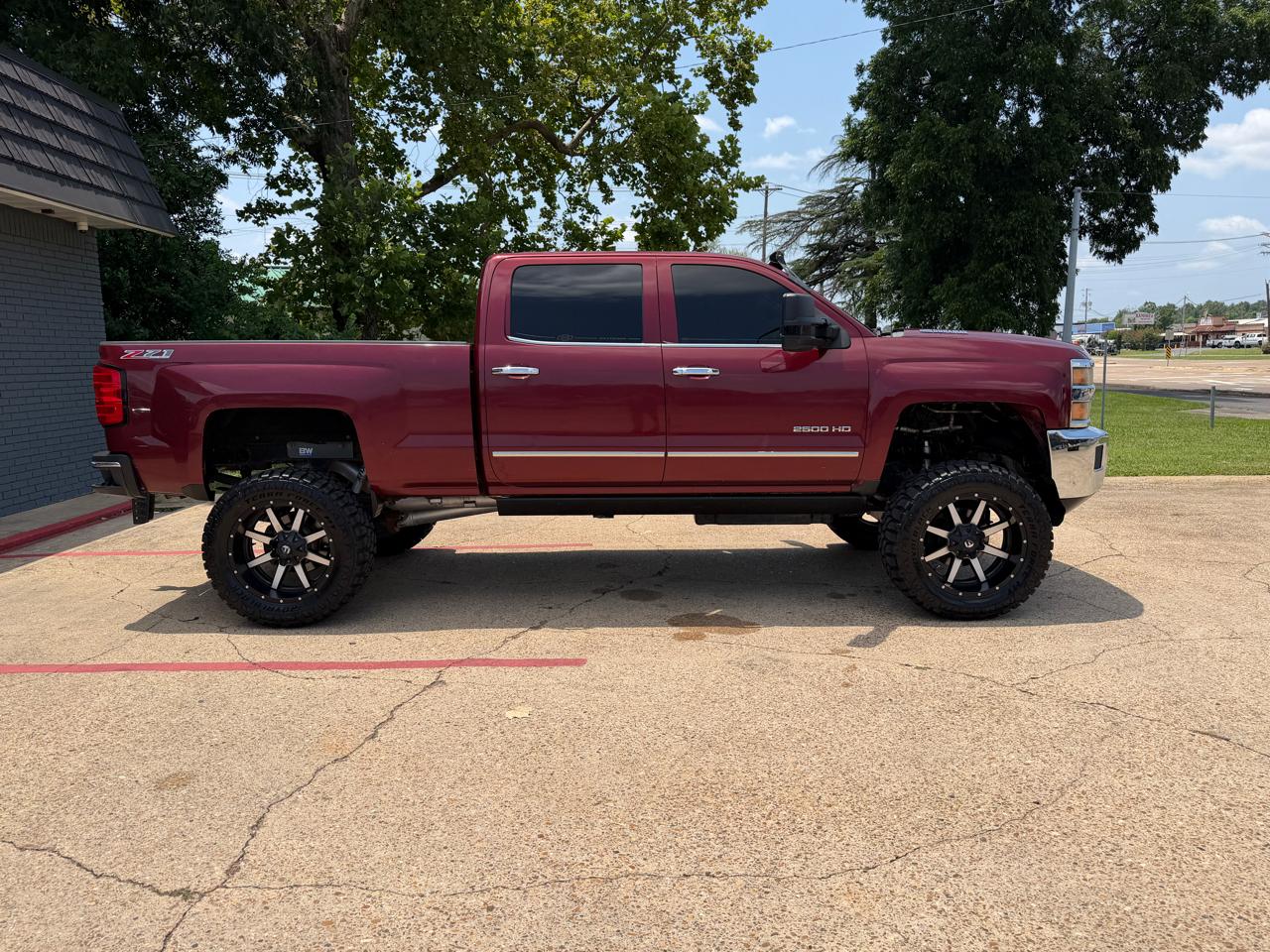 Chevrolet Silverado 2500HD 4WD Crew Cab 159" LTZ 2015