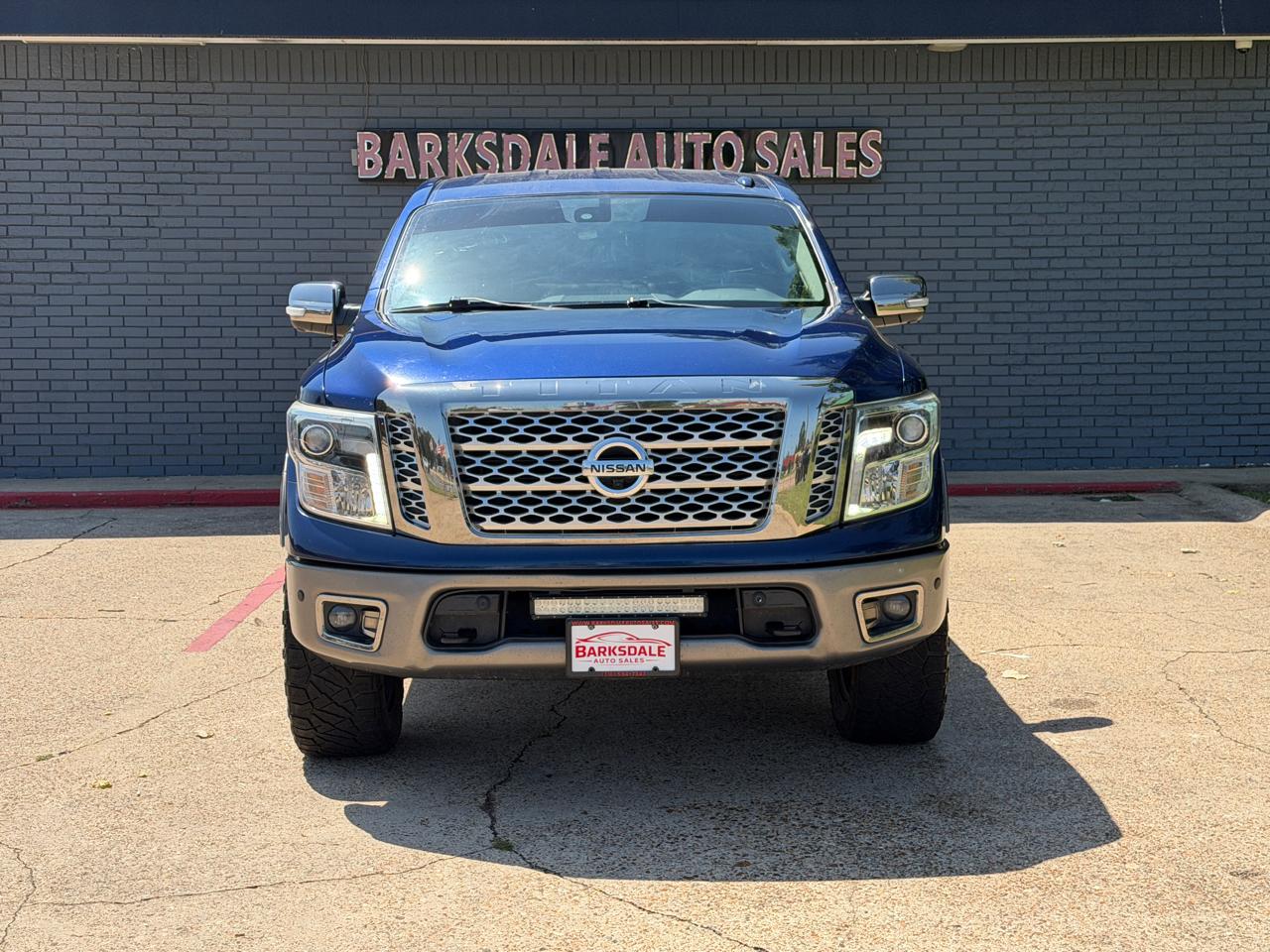 Nissan Titan 4x4 Crew Cab Platinum Reserve 2019
