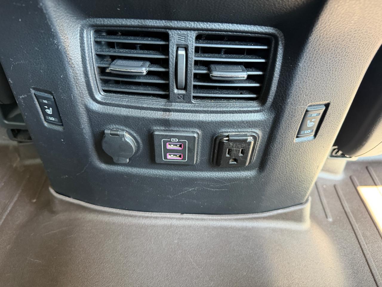 Nissan Titan 4x4 Crew Cab Platinum Reserve 2019