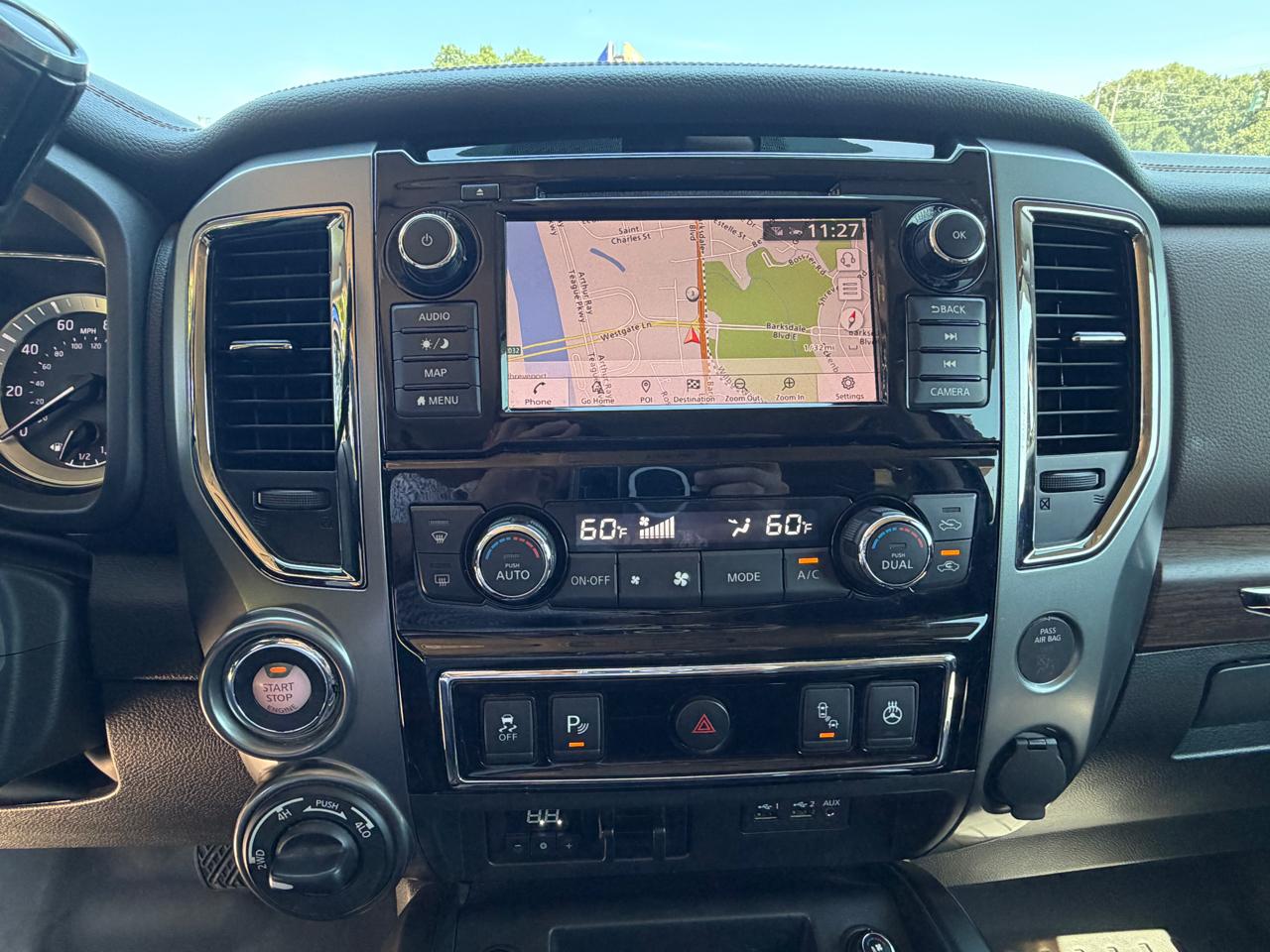 Nissan Titan 4x4 Crew Cab Platinum Reserve 2019