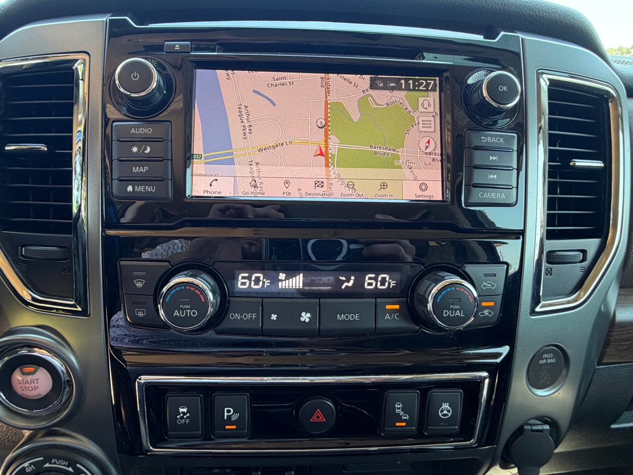 Nissan Titan 4x4 Crew Cab Platinum Reserve 2019