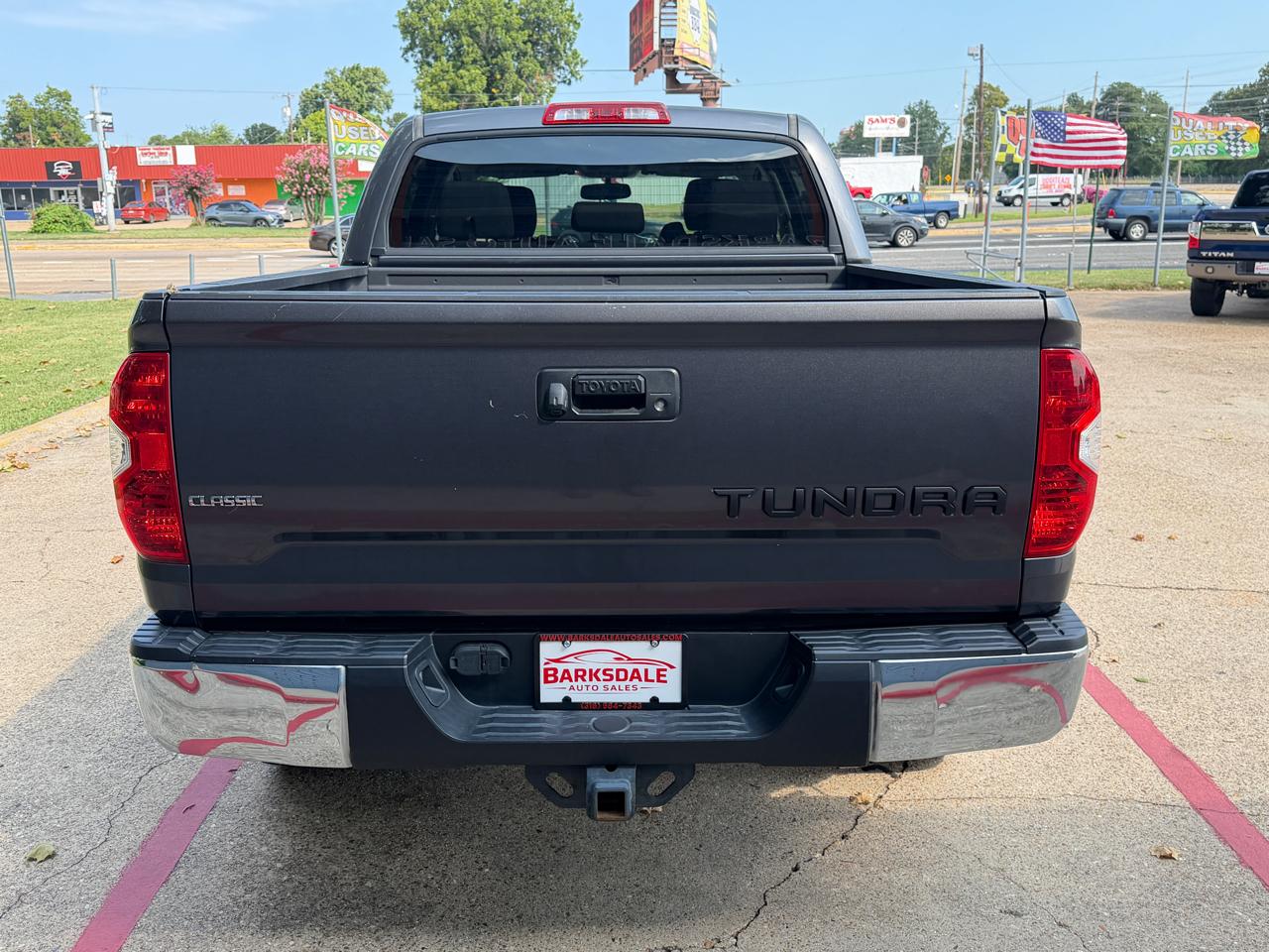 Toyota Tundra SR5 5.7L V8 CrewMax 2WD 2017
