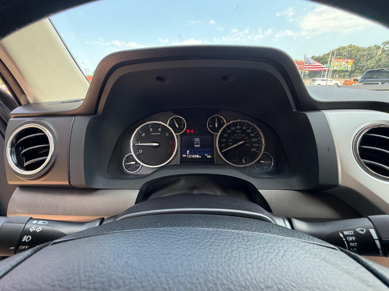 Toyota Tundra SR5 5.7L V8 CrewMax 2WD 2017