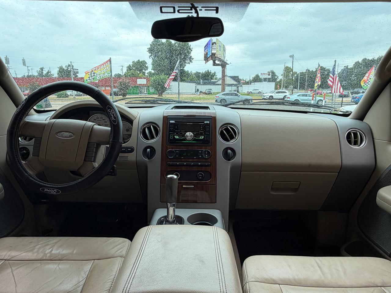 Ford F-150 4WD SuperCrew 145" Lariat 2004