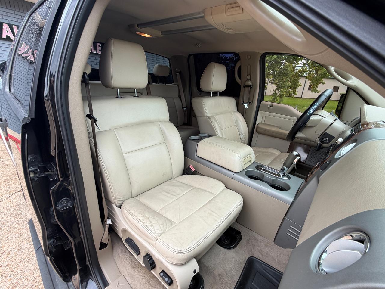 Ford F-150 4WD SuperCrew 145" Lariat 2004