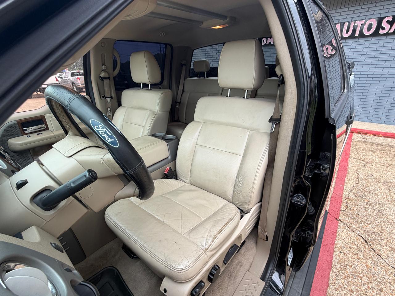 Ford F-150 4WD SuperCrew 145" Lariat 2004