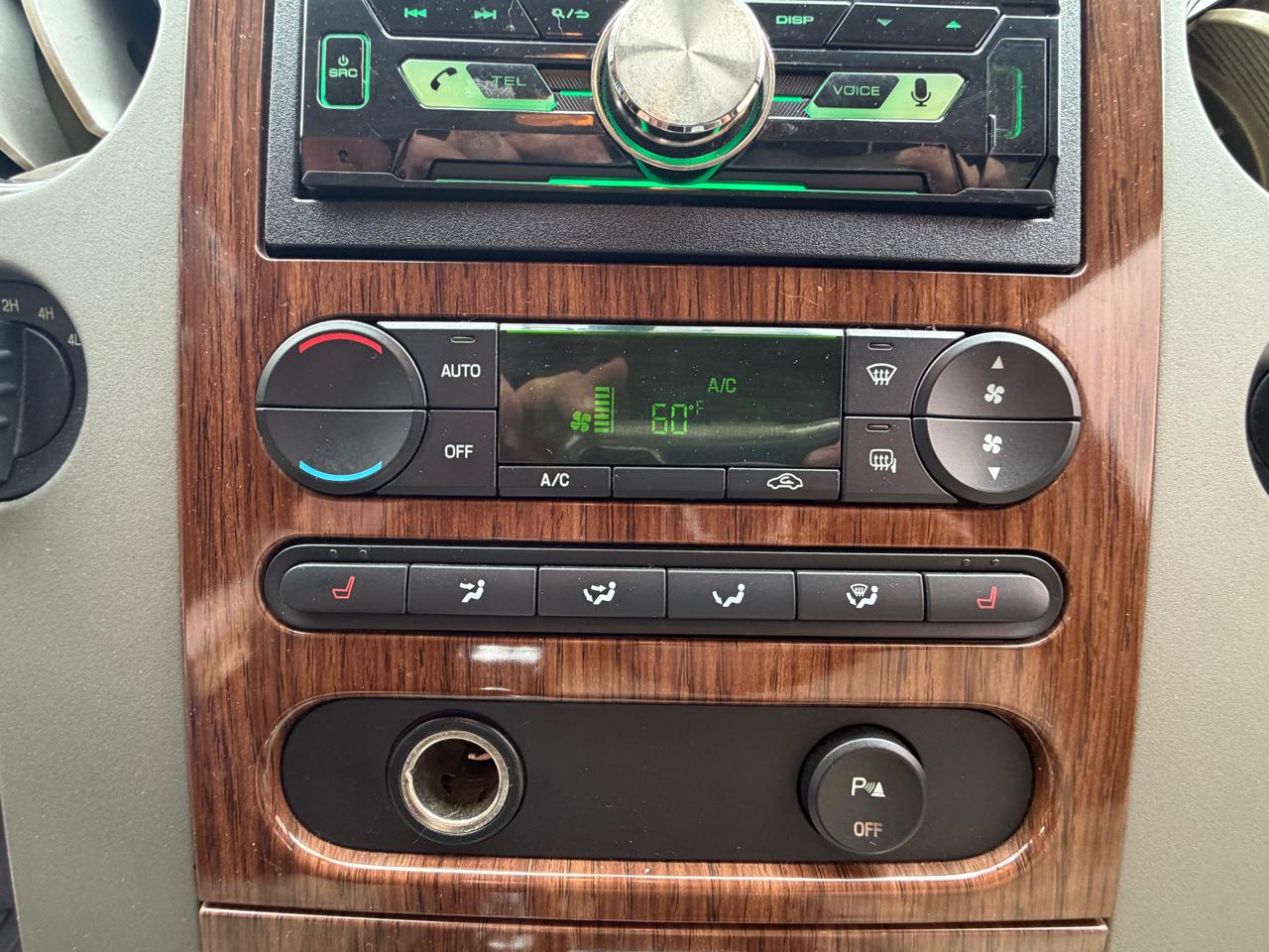 Ford F-150 4WD SuperCrew 145" Lariat 2004