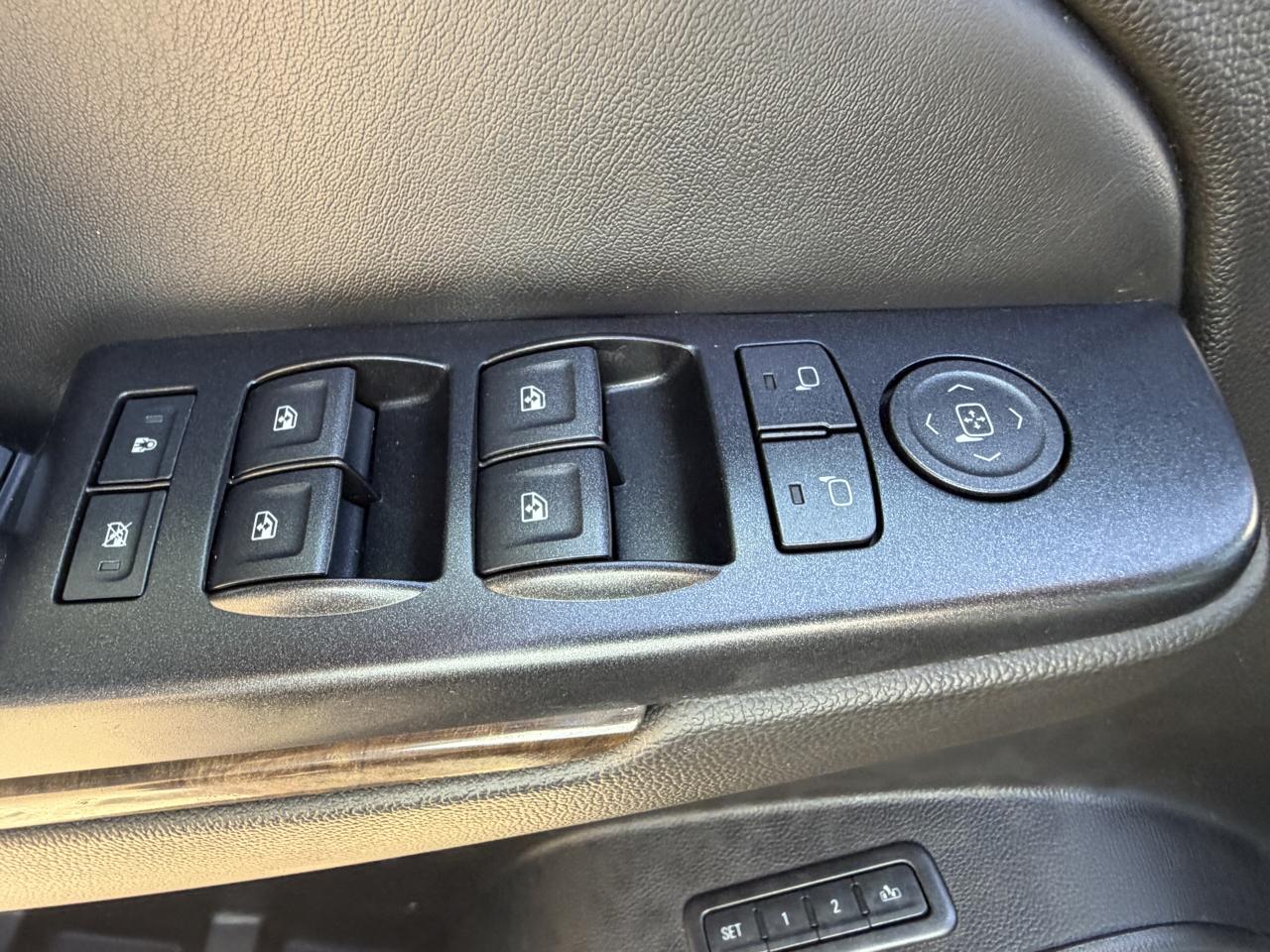 Chevrolet Suburban LTZ 2WD 2015