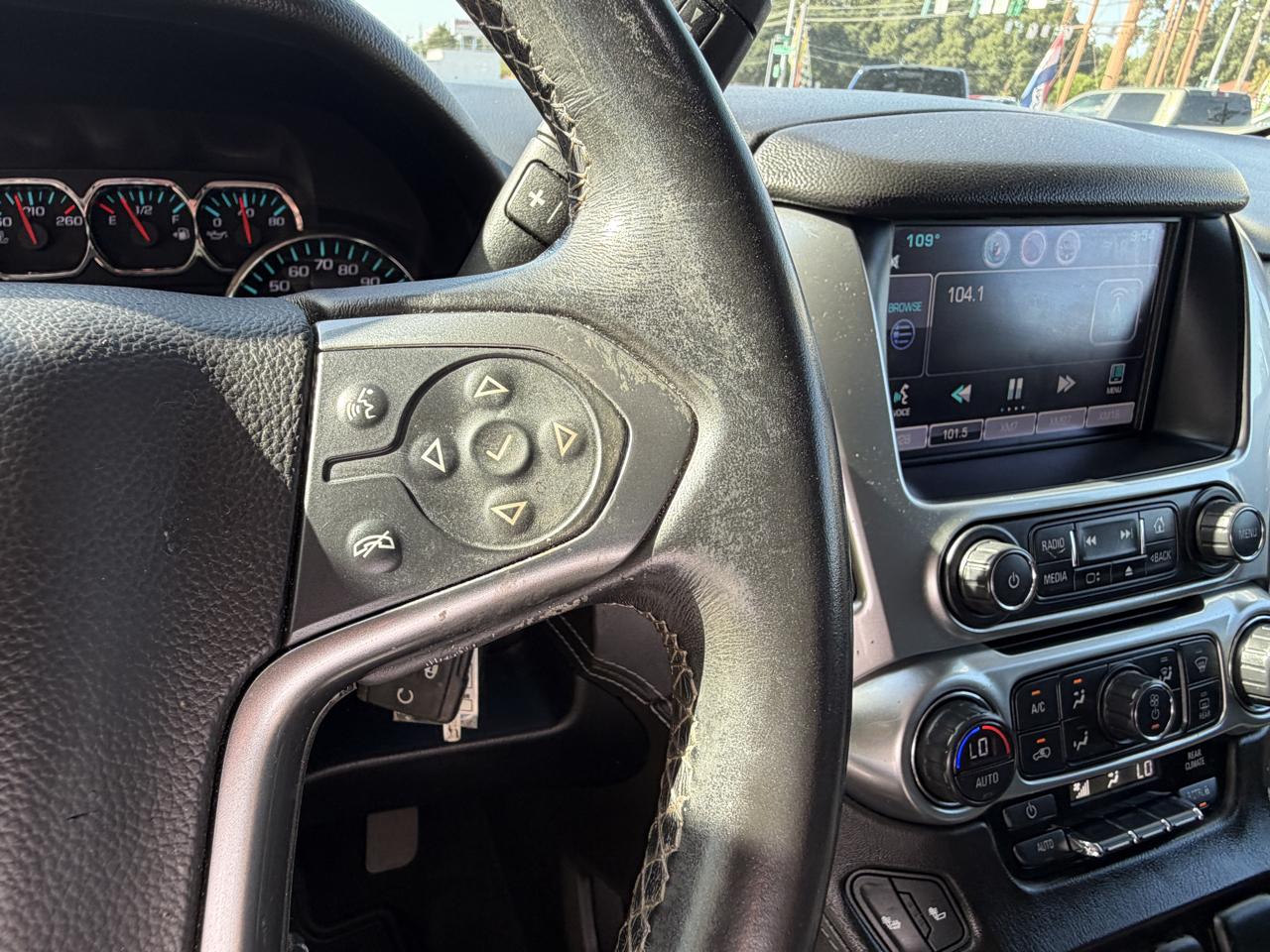 Chevrolet Suburban LTZ 2WD 2015