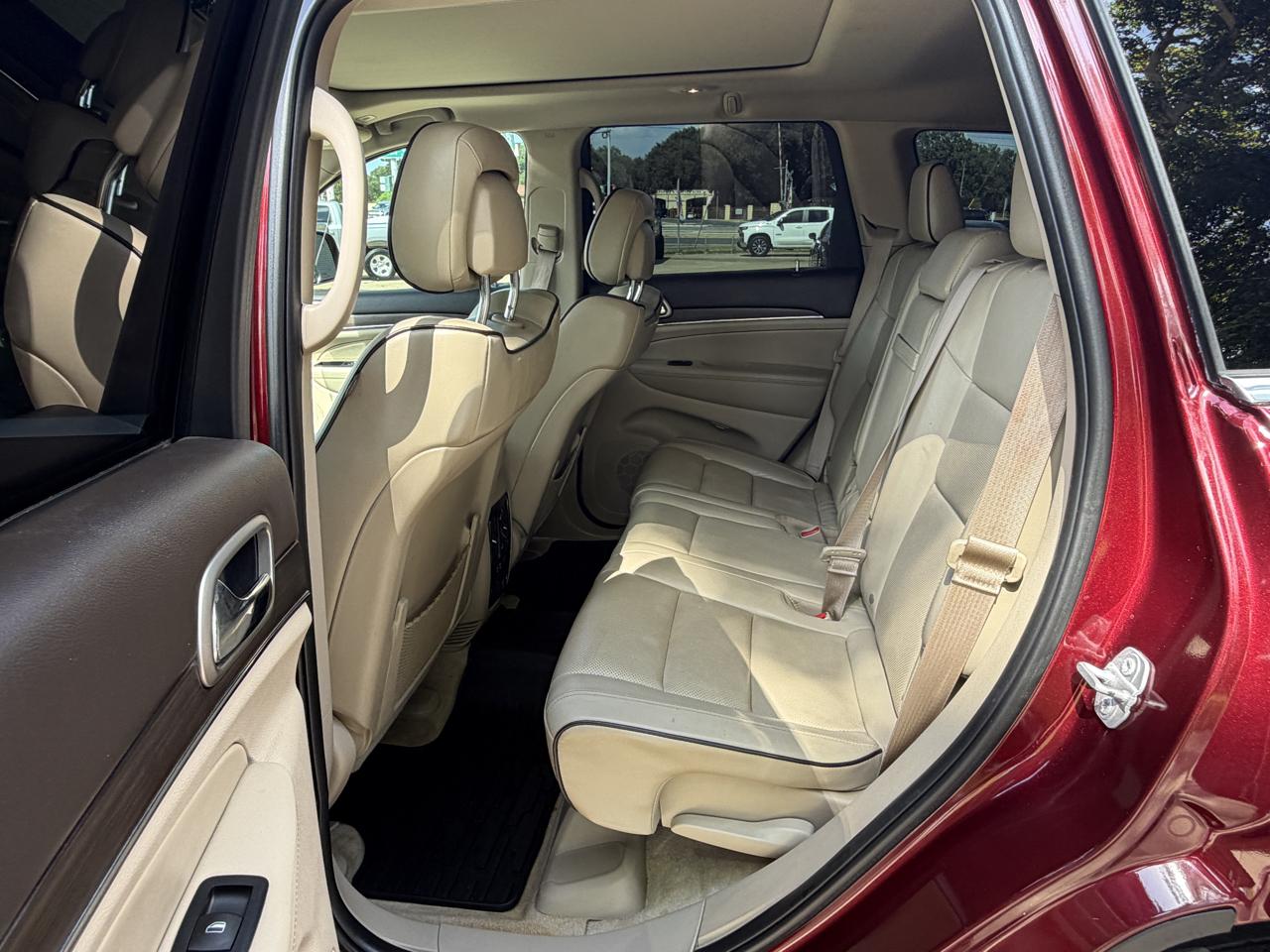 Jeep Grand Cherokee 2WD 4dr Overland 2017