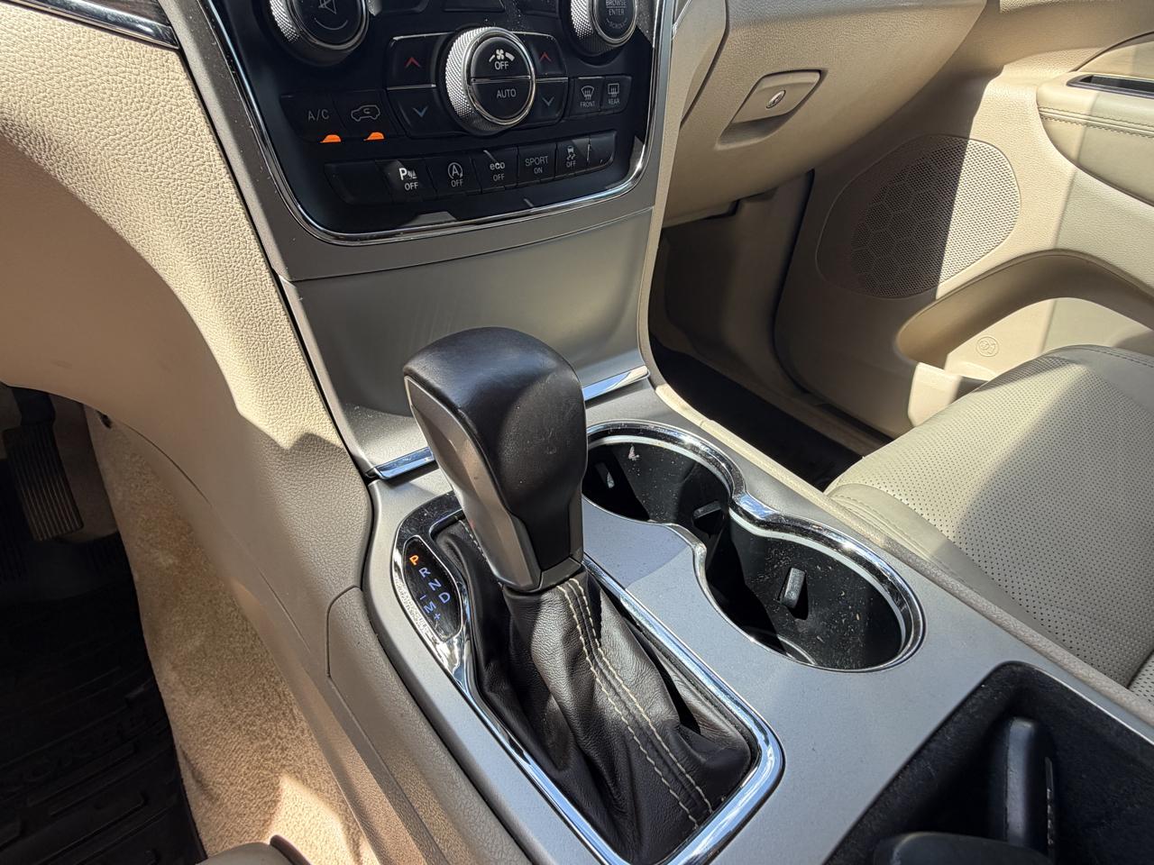 Jeep Grand Cherokee 2WD 4dr Overland 2017