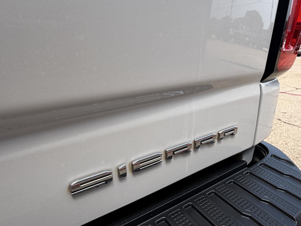 GMC Sierra 1500 4WD Crew Cab 143.5" Denali 2020