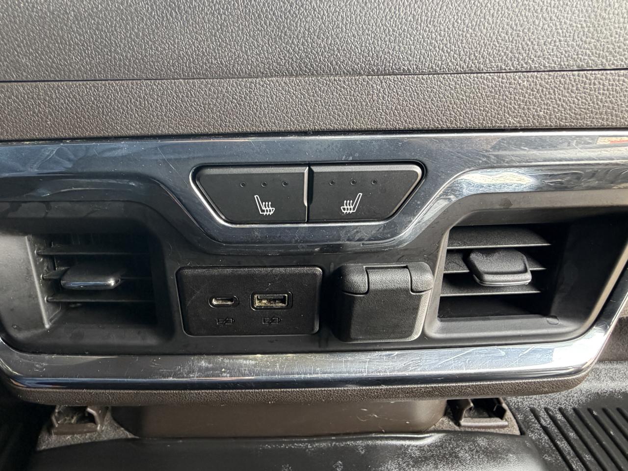 GMC Sierra 1500 4WD Crew Cab 143.5" Denali 2020
