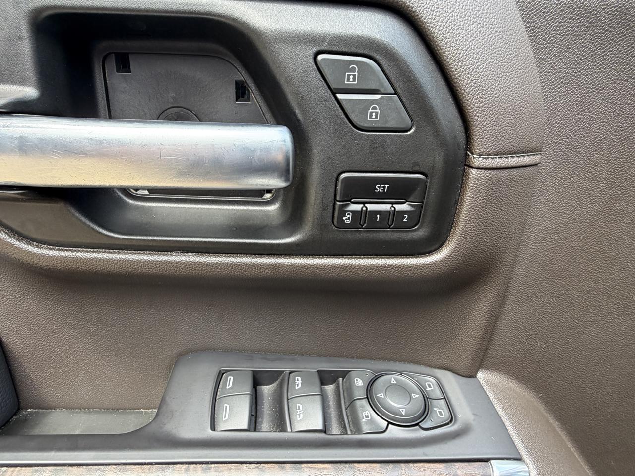 GMC Sierra 1500 4WD Crew Cab 143.5" Denali 2020