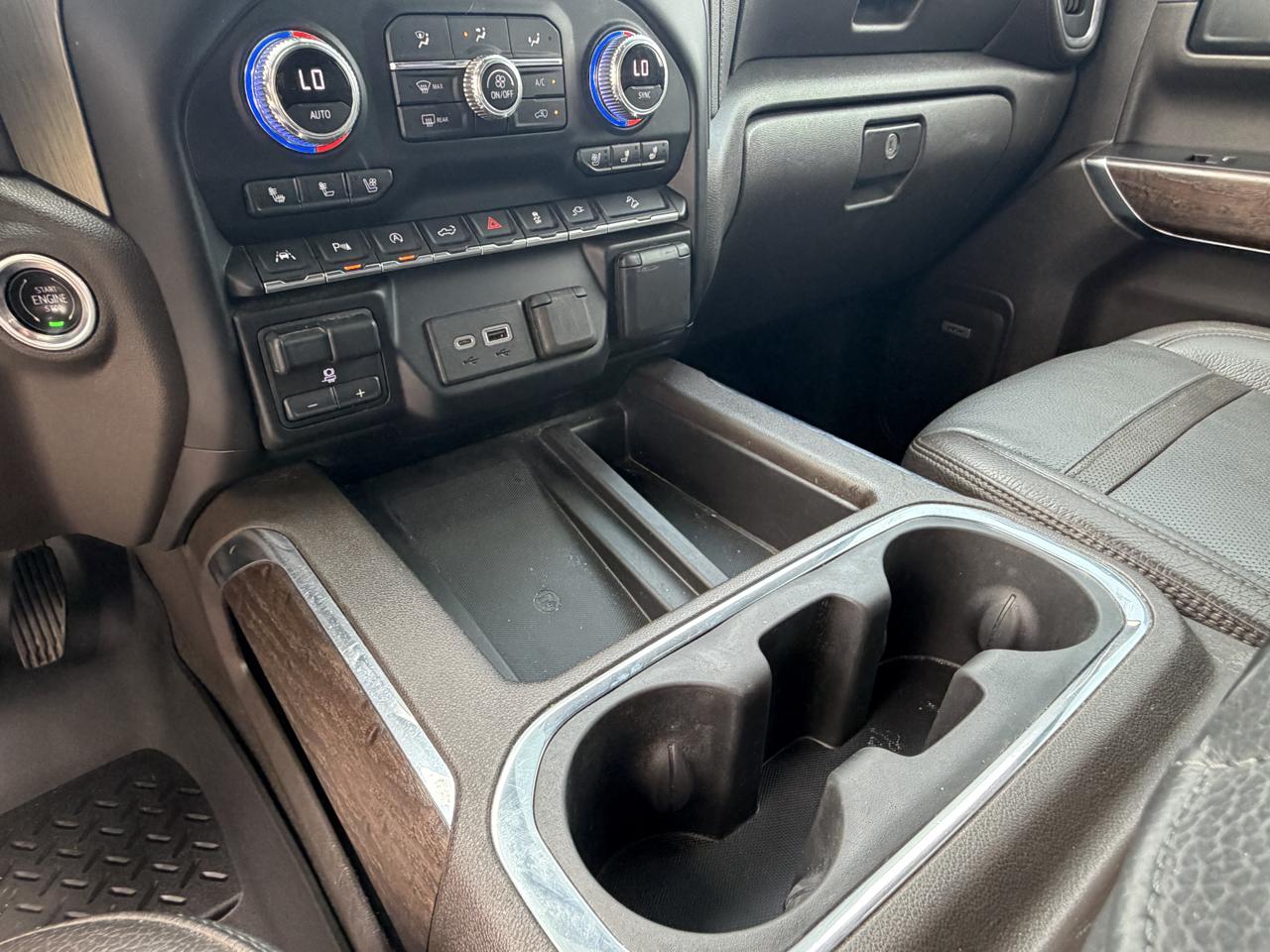 GMC Sierra 1500 4WD Crew Cab 143.5" Denali 2020