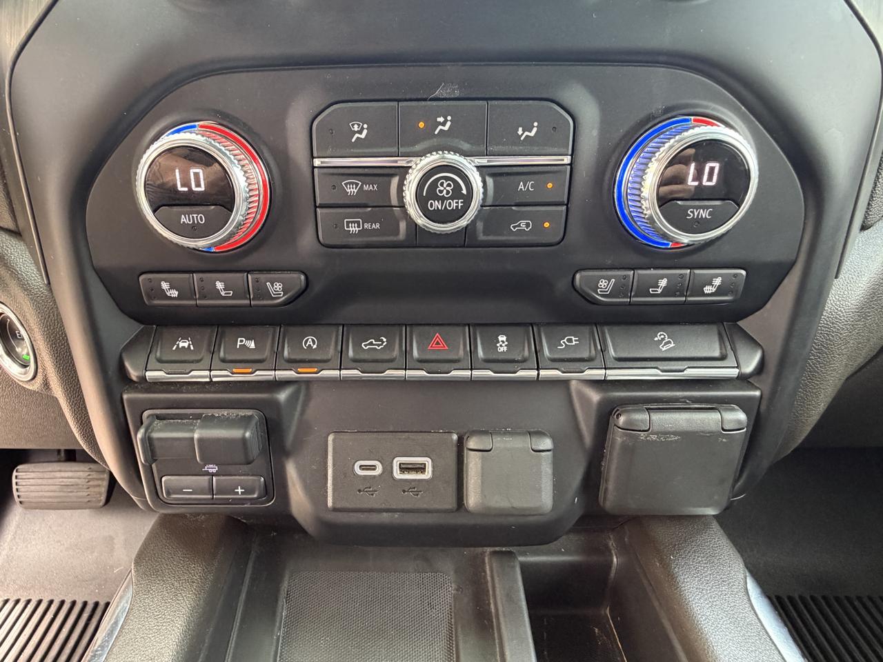 GMC Sierra 1500 4WD Crew Cab 143.5" Denali 2020