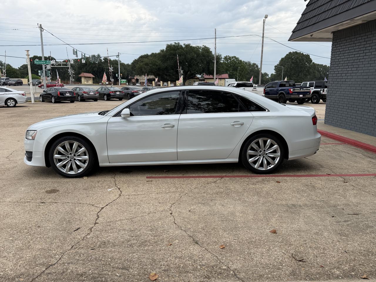 Audi A8 L 4dr Sdn 3.0L 2017
