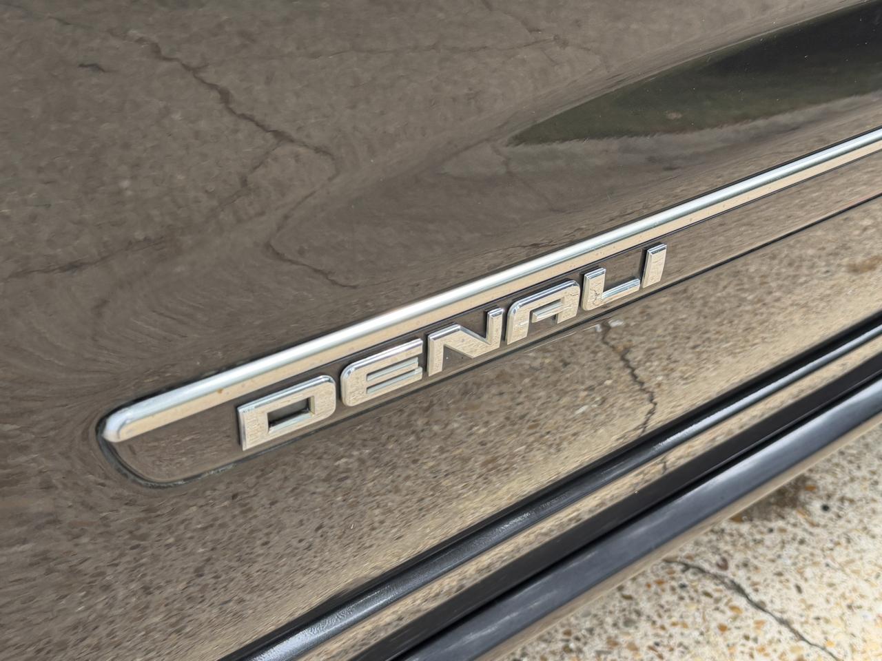GMC Acadia Denali 2013