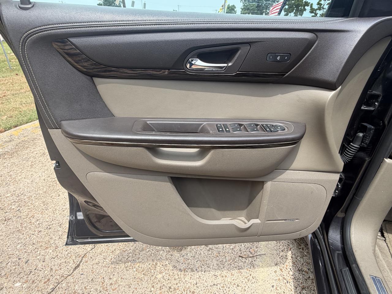 GMC Acadia Denali 2013