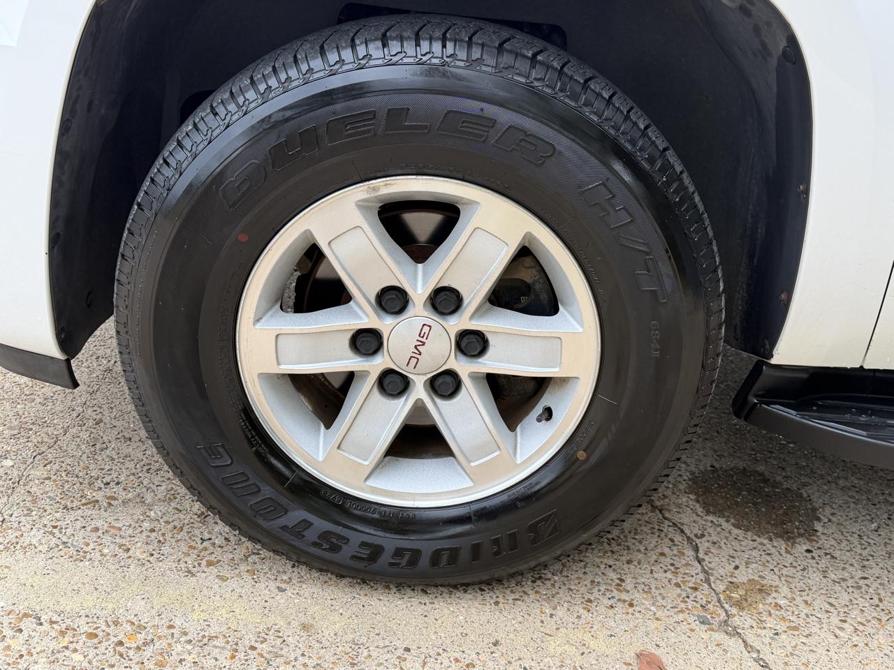GMC Yukon 2WD 4dr 1500 SLT 2007