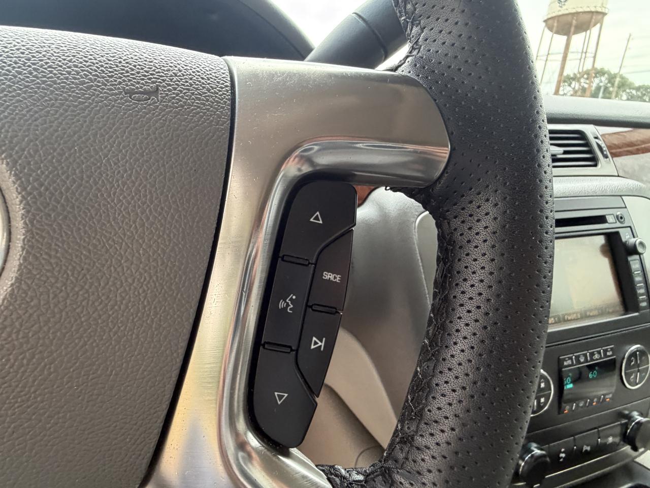 GMC Yukon 2WD 4dr 1500 SLT 2007