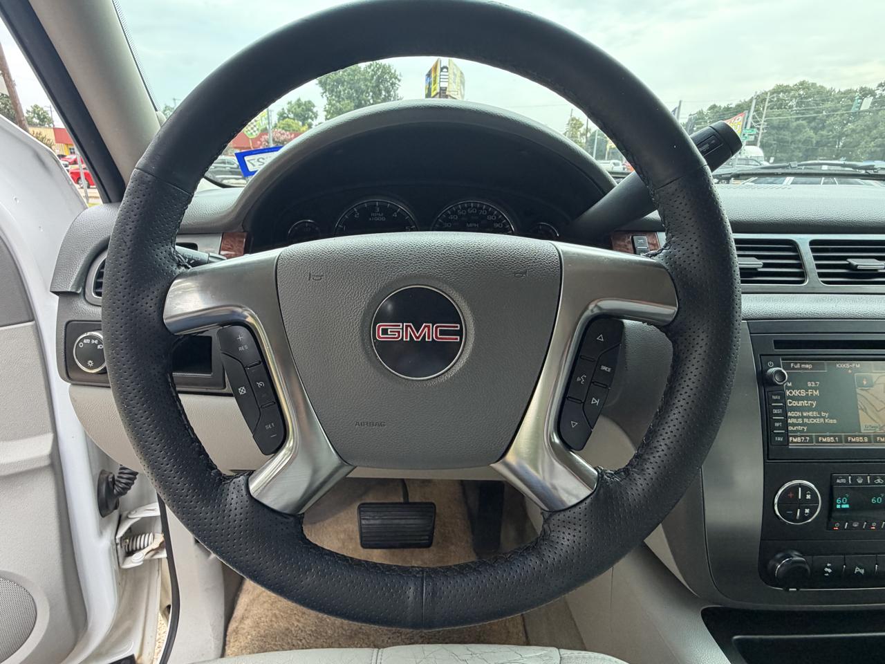 GMC Yukon 2WD 4dr 1500 SLT 2007