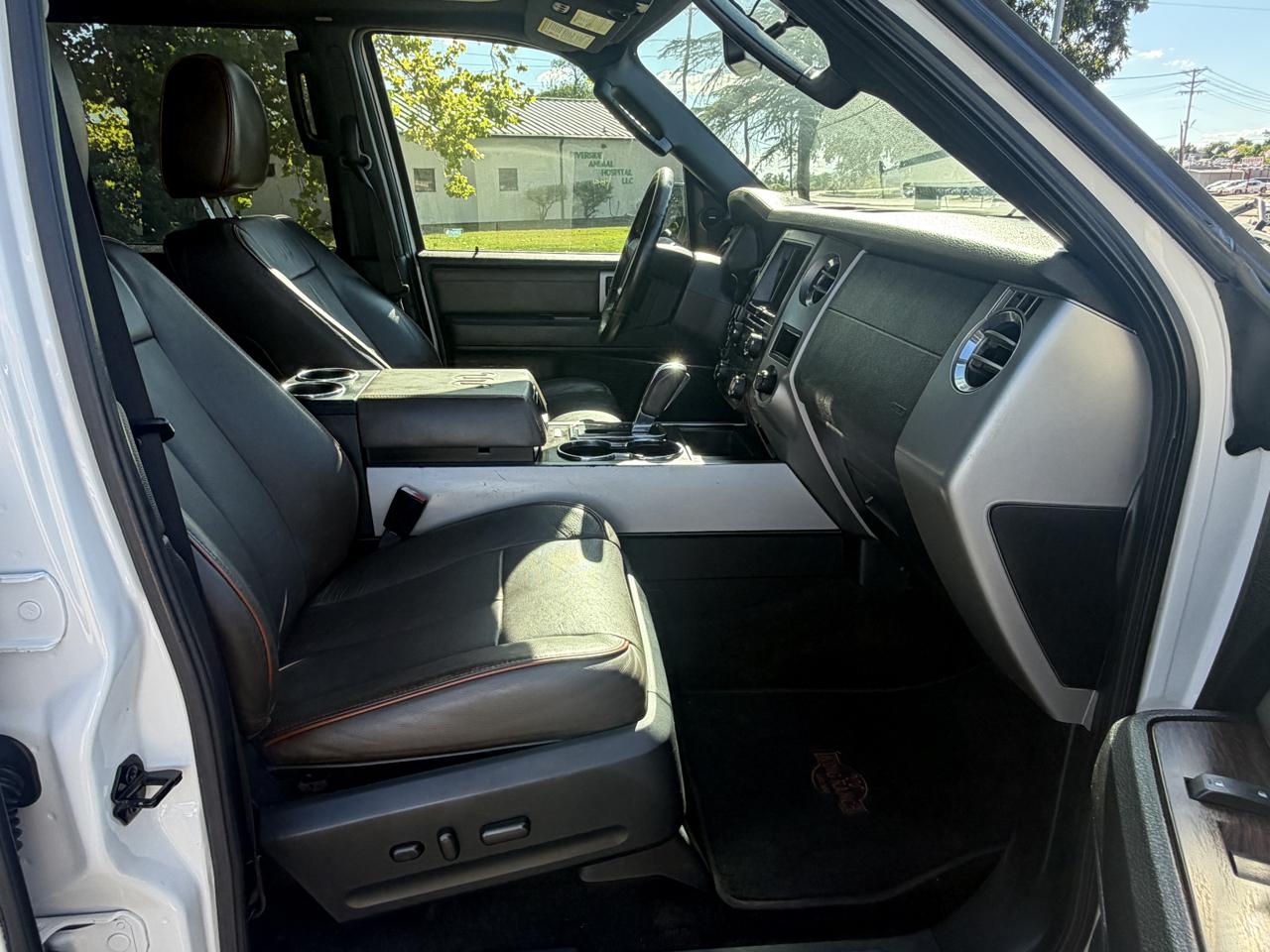 Ford Expedition 4dr King Ranch 2016