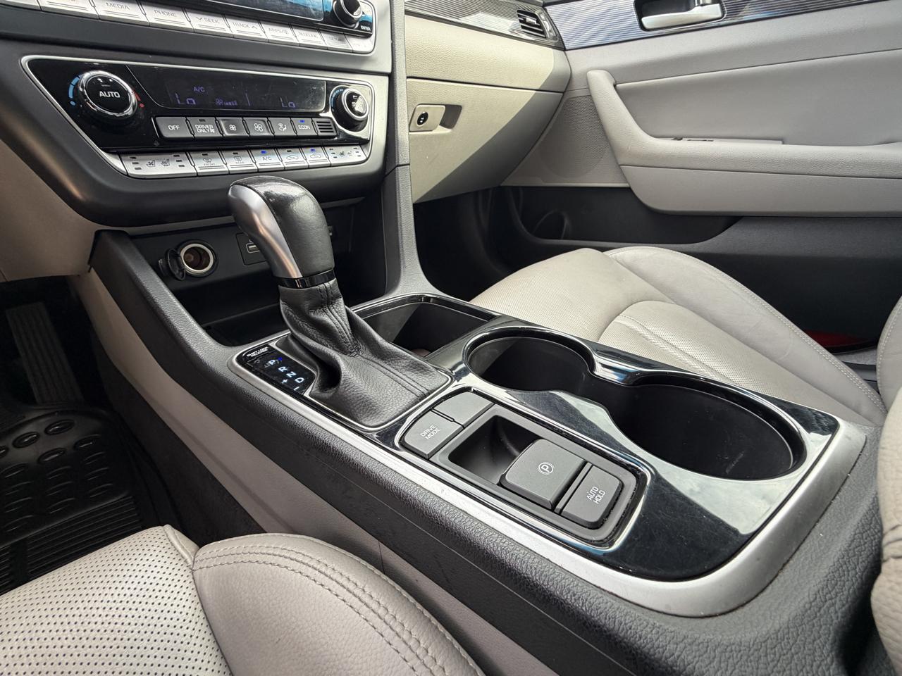 Hyundai Sonata Hybrid Limited 4D Sedan 2019
