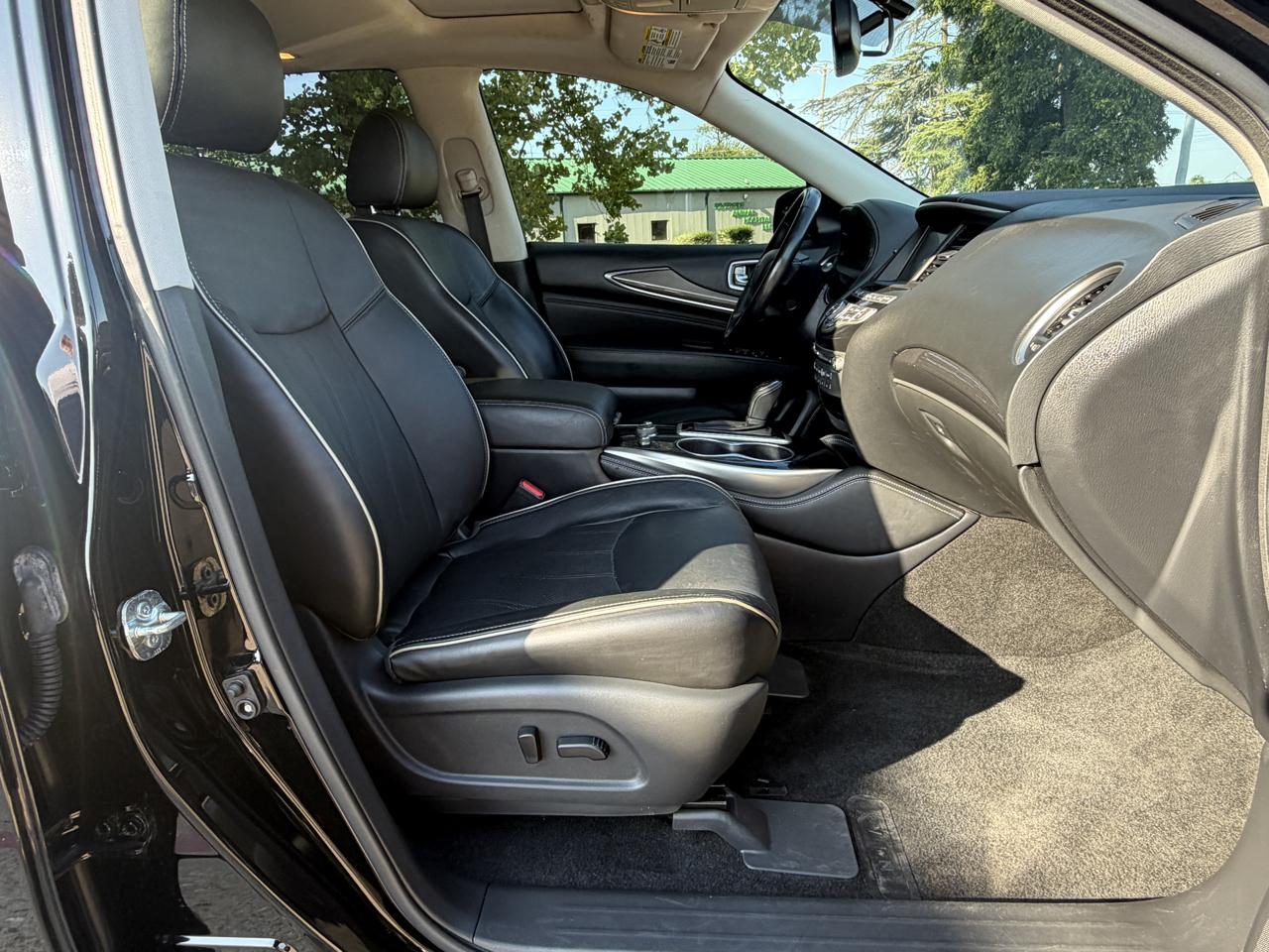 Infiniti QX60 2019.5 PURE FWD 2017