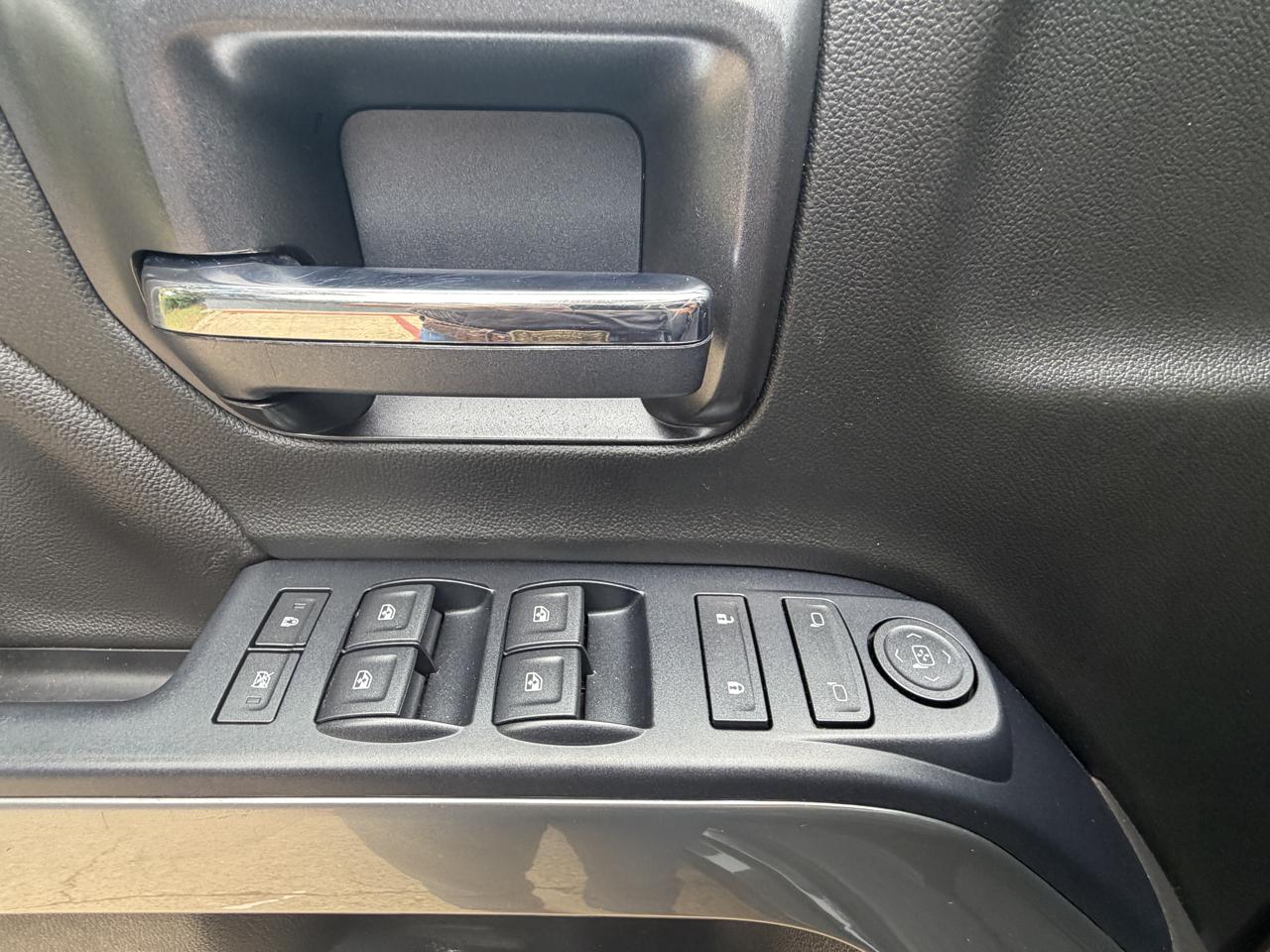 Chevrolet Silverado 1500 2WD Crew Cab 157" LT 2018