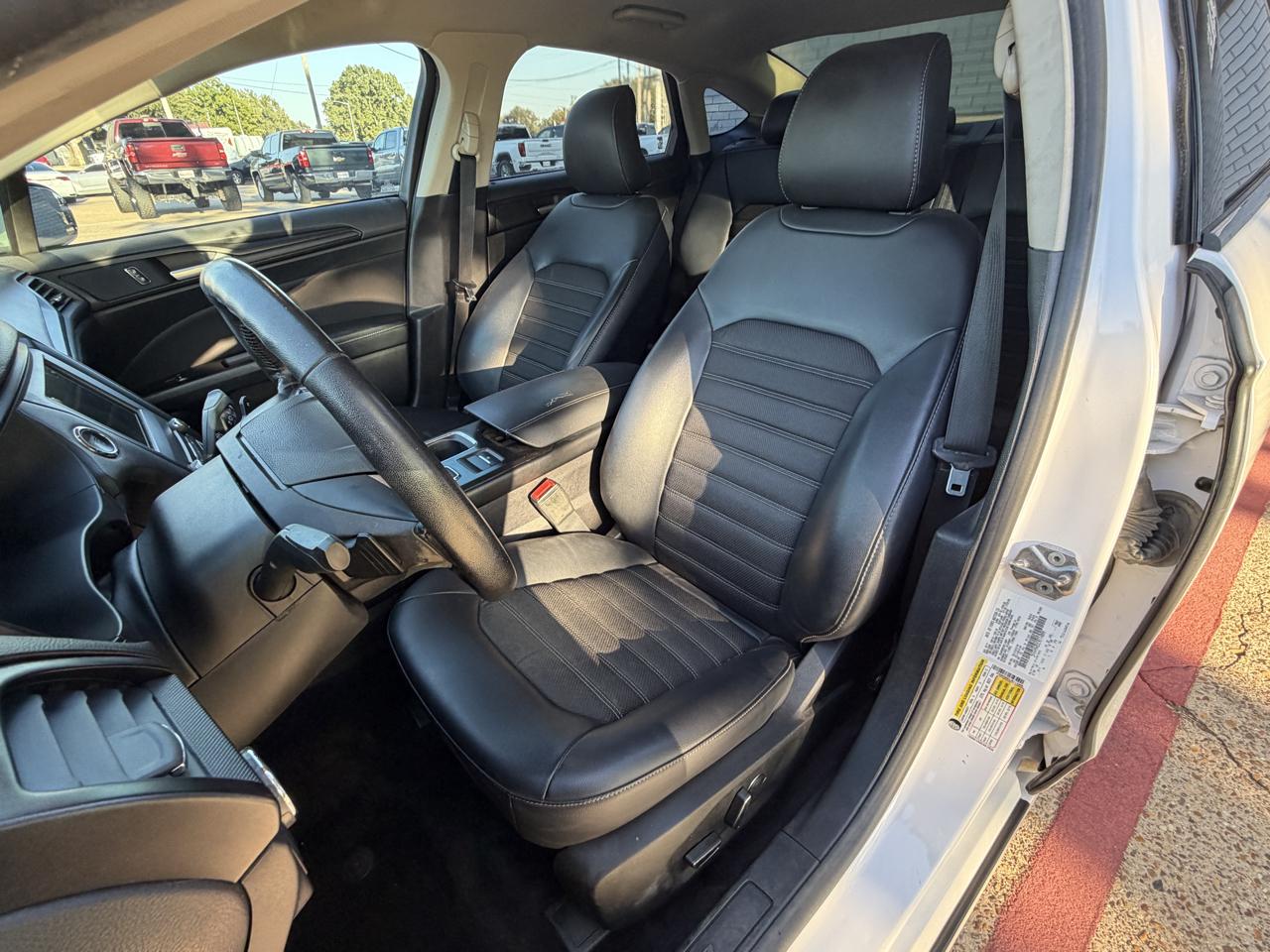 Ford Fusion 4dr Sdn I4 SEL 2018